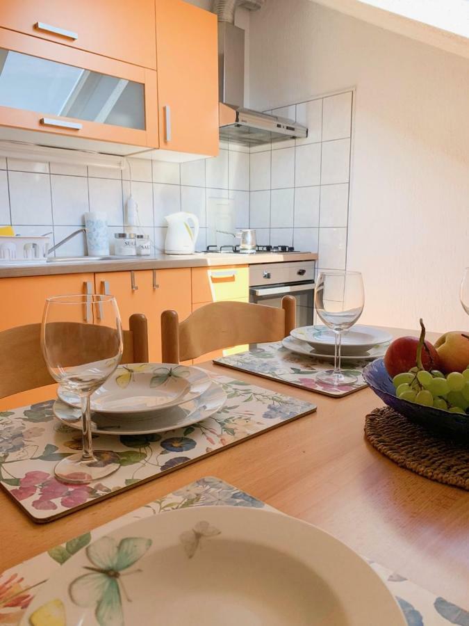Ela'S Apartment Komenda Ngoại thất bức ảnh